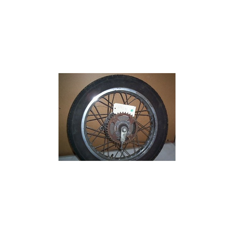 ROUE ARRIERE COMPLETE SUZUKI GN / TU 125 ROUE ARRIERE COMPLETE SUZUKI GN / TU 125