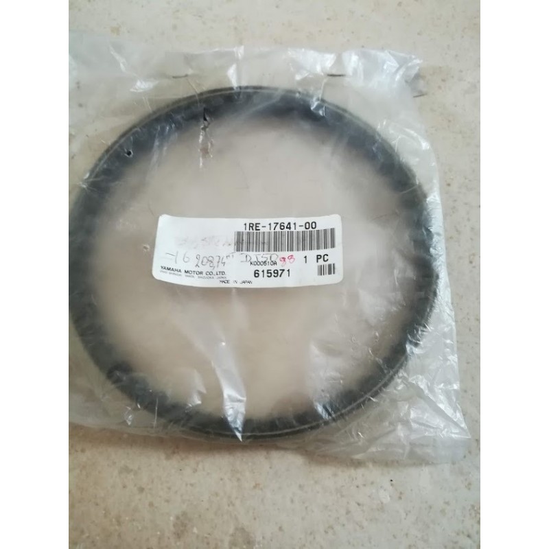 courroie de transmission référence YAMAHA 1RE-17641-00