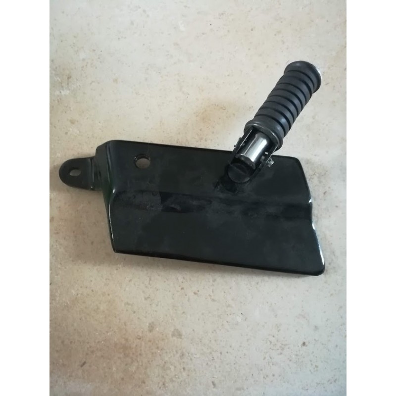 platine repose pied arriere gauche référence YAMAHA 2UJ-27430-0033