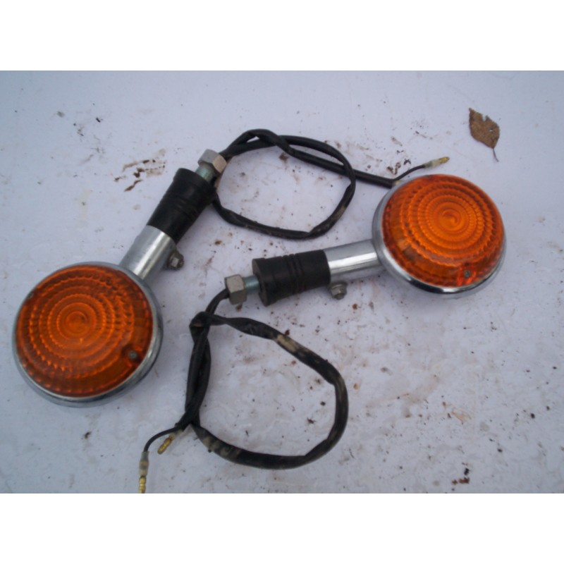 CLIGNOTANT ARRIERE GAUCHE YAMAHA 125 VIRAGO