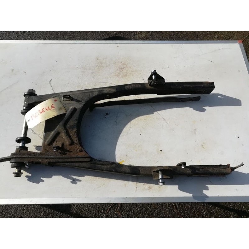 BRAS OSCILLANT POUR  HONDA 125  REBEL