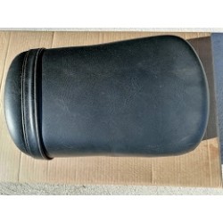 POUF ARRIERE / SELLE PASSAGER POUR SUZUKI 125 INTRUDER