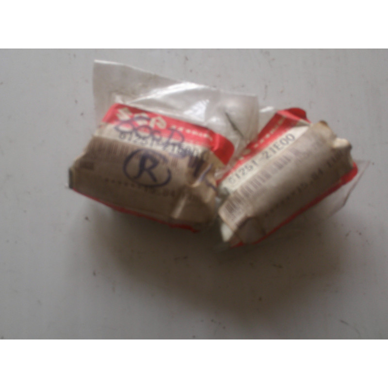 LOT DE 2 BAGUES D ORIGINE REFERENCE SUZUKI 61251-21E00