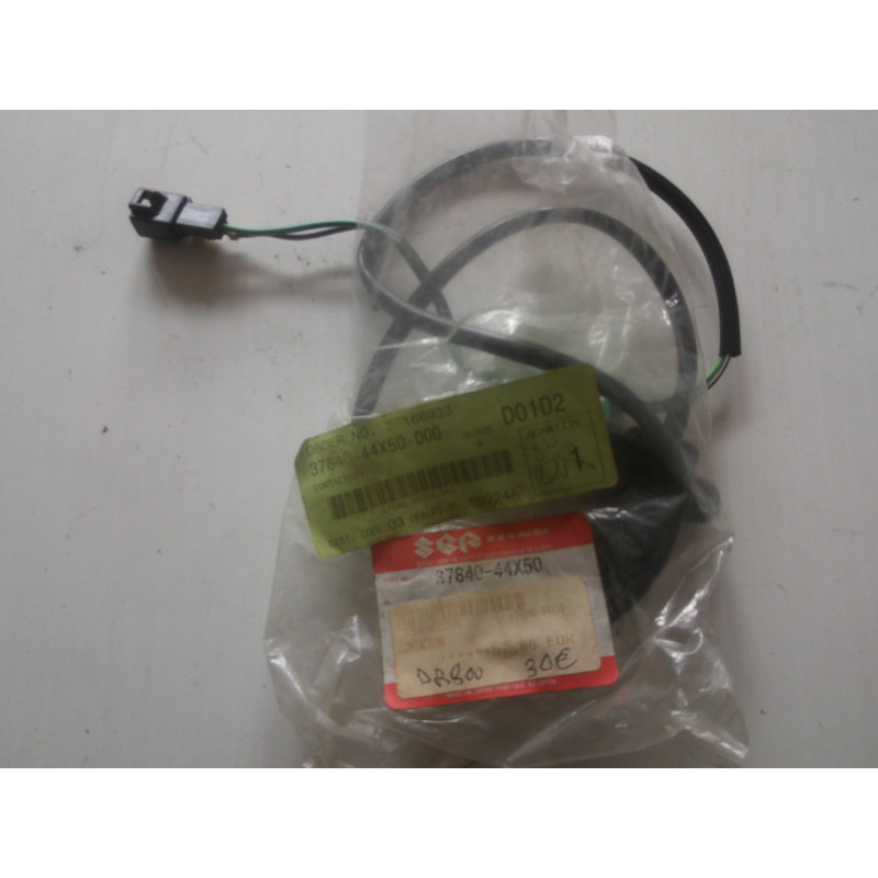 CONTACTEUR DE BEQUILLE D ORIGINE REFERENCE SUZUKI 37840-44X50