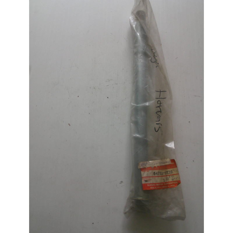 AXE DE ROUE ARRIERE D ORIGINE POUR GSXR REFERENCE SUZUKI 64711-17E10