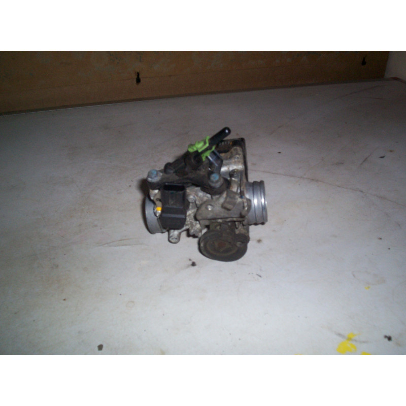 SYSTEME D INJECTION / CORPS D INJECTION POUR HONDA 125 CBF