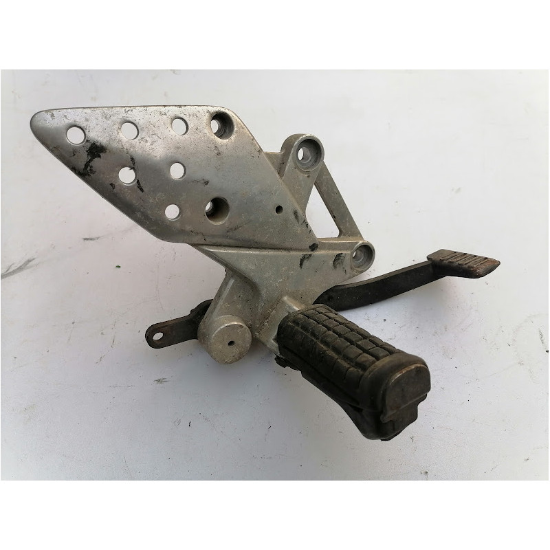 PLATINE PILOTE DROITE AVEC PEDALE DE FREIN POUR HONDA 125 CBR