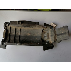 GARDE BOUE ARRIERE / PASSAGE DE ROUE D ORIGINE  POUR HONDA 125 NSR JC 20