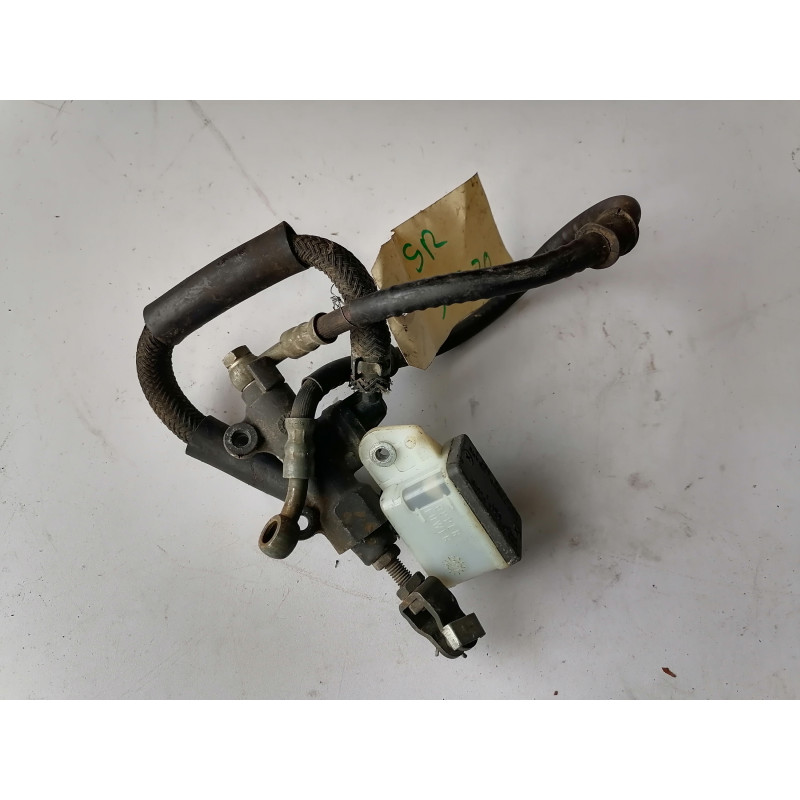 MAITRE CYLINDRE, SON RESERVOIR ET SA DURITE D ORIGINE  POUR HONDA 125 NSR JC 20