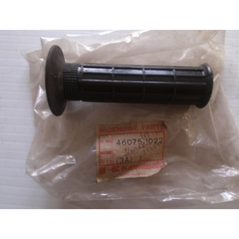 POIGNEE CAOUTCHOUC GAUCHE NEUVE REFERENCE KAWASAKI 46075-1022