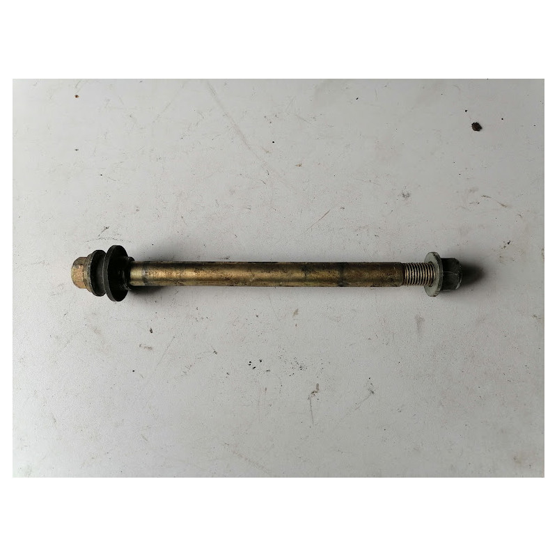 AXE DE ROUE AVANT POUR 125 YBR DE 2005 1ER MODELE