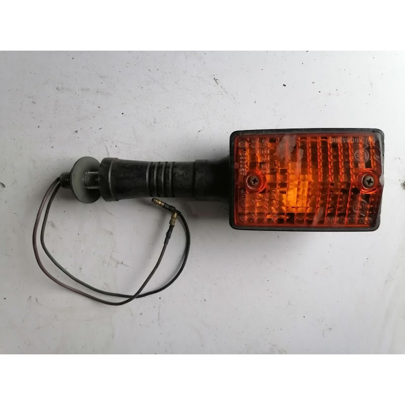 CLIGNOTANT AVANT DROIT D ORIGINE POUR YAMAHA 125 SR 10 F AUTRE MODELE