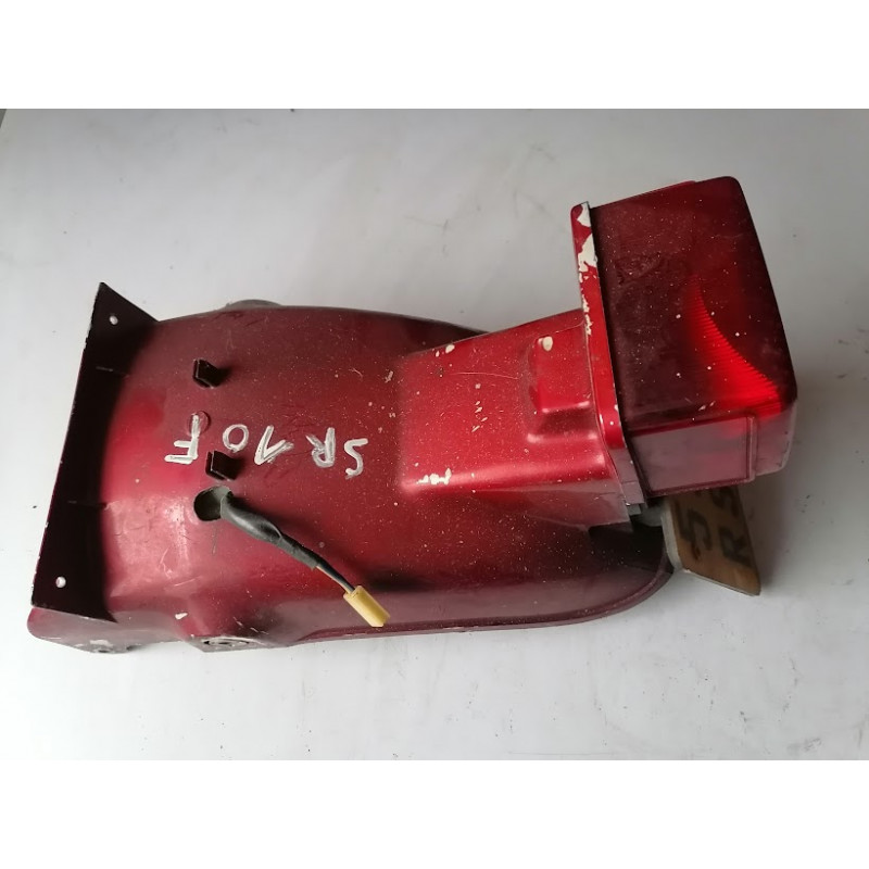 GARDE BOUE ARRIERE ROUGE AVEC SON FEU POUR YAMAHA 125 SR 10 F