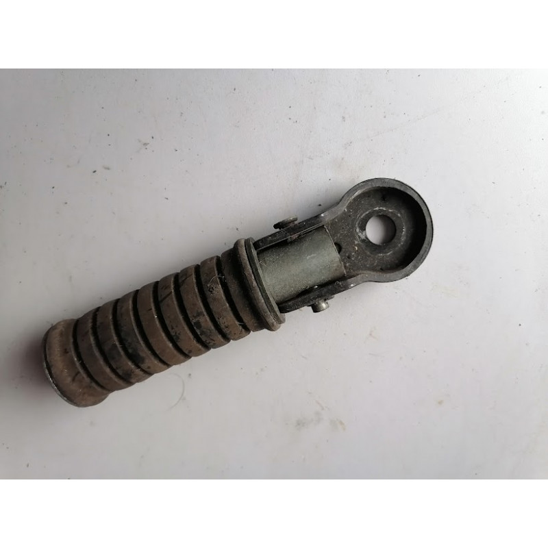 REPOSE PIED PASSAGER D ORIGINE POUR YAMAHA 125 SR 10 F