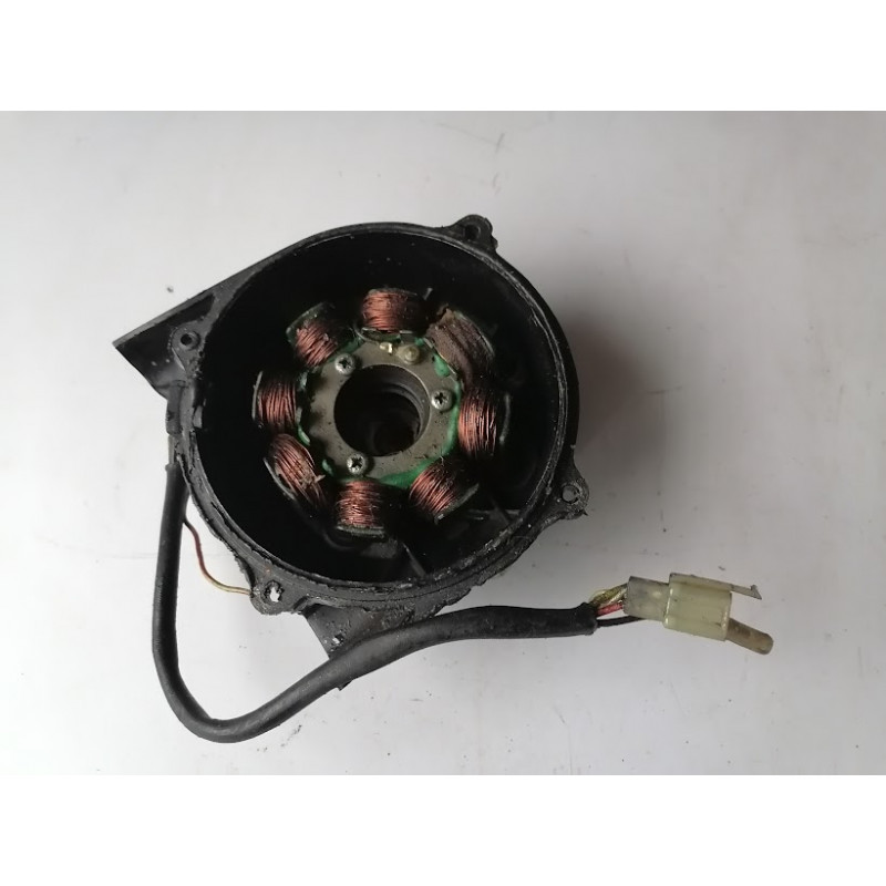 STATOR D ALLUMAGE DANS SON CARTER D ORIGINE POUR HONDA 125 XLR JD 04