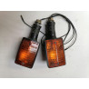 LOT 2 CLIGNOTANTS GAUCHE AVANT / ARRIERE  AUTRE MODELE POUR 125 SR 10 F