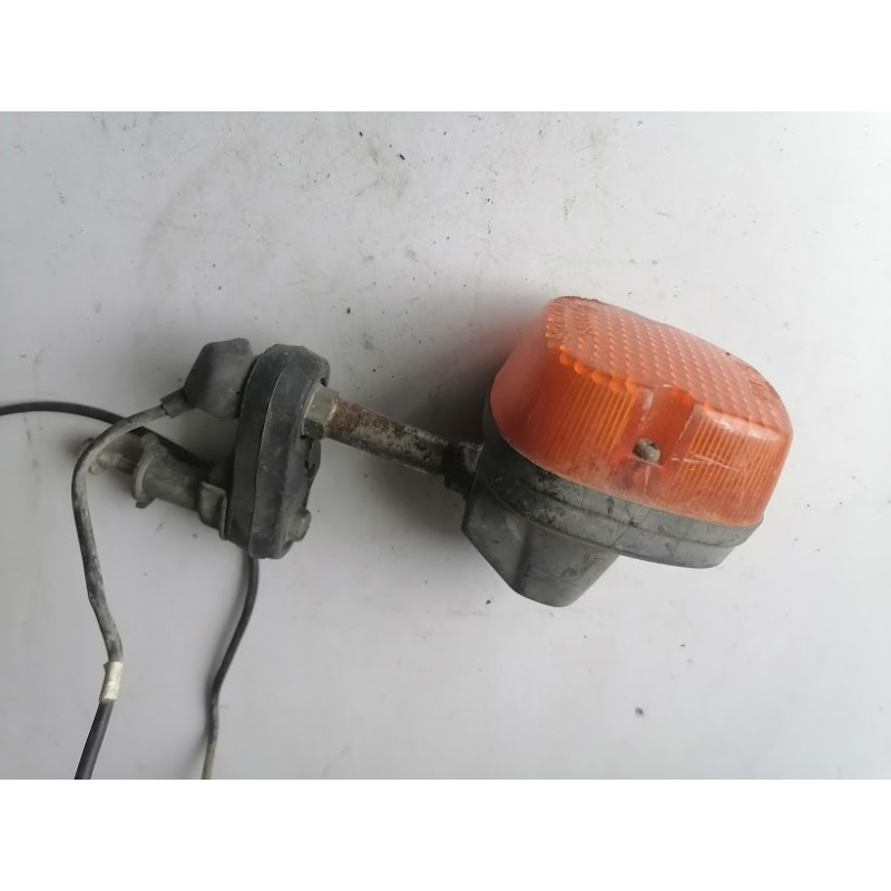 CLIGNOTANT ARRIERE DROIT SUR SON SUPPORT D ORIGINE POUR HONDA 125 XLS