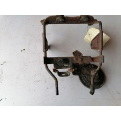 SUPPORT DE PHARE AVEC KLAXON ET PATTE DE FIXATION DE CONNEXION POUR HONDA 125 XLS