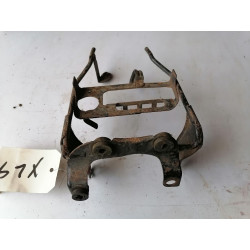 ARAIGNEE AVANT / SUPPORT DE PHARE ET DE TABLEAU DE BORD D ORIGINE POUR HONDA 125 XLS