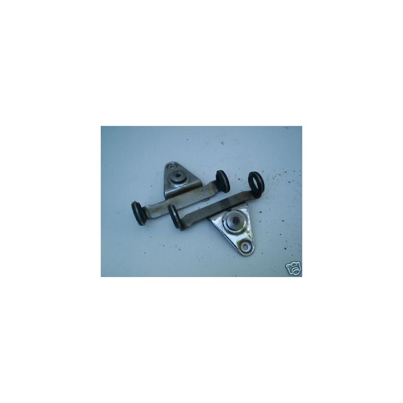 PATTES  DE  PHARES  POUR  SUZUKI  125 GN