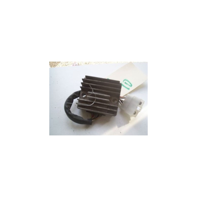 REGULATEUR  POUR  125  SUZUKI GN  / TU / MARAUDER
