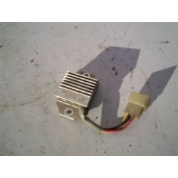 REGULATEUR POUR  YAMAHA 125 DTRE TYPE M3B